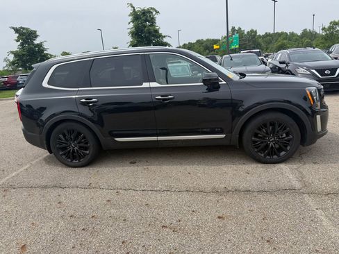 Used 2020 Kia Telluride SX w/ SX Prestige Package AWD/4WD image 3