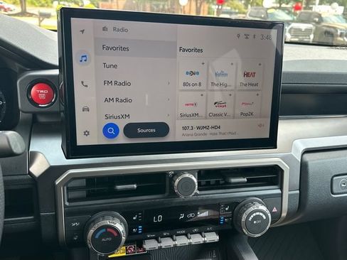 Used 2025 Toyota 4Runner TRD Off-Road Premium AWD/4WD image 24