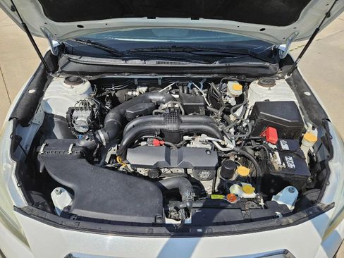 Used 2015 Subaru Outback 2.5i Premium AWD/4WD image 10