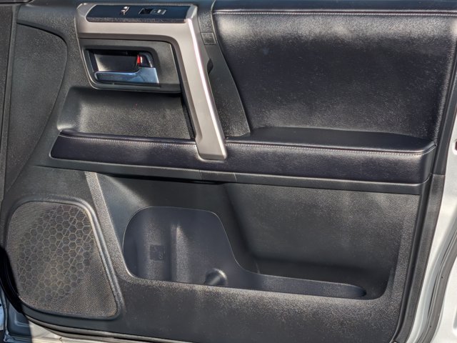 Used 2016 Toyota 4Runner SR5 RWD image 13