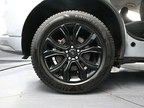 Used 2024 Ford Edge SE w/ Black Appearance Package AWD/4WD image 15