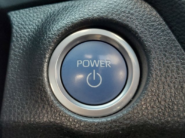 Used 2021 Toyota RAV4 SE w/ Weather & Moonroof Package AWD/4WD image 27