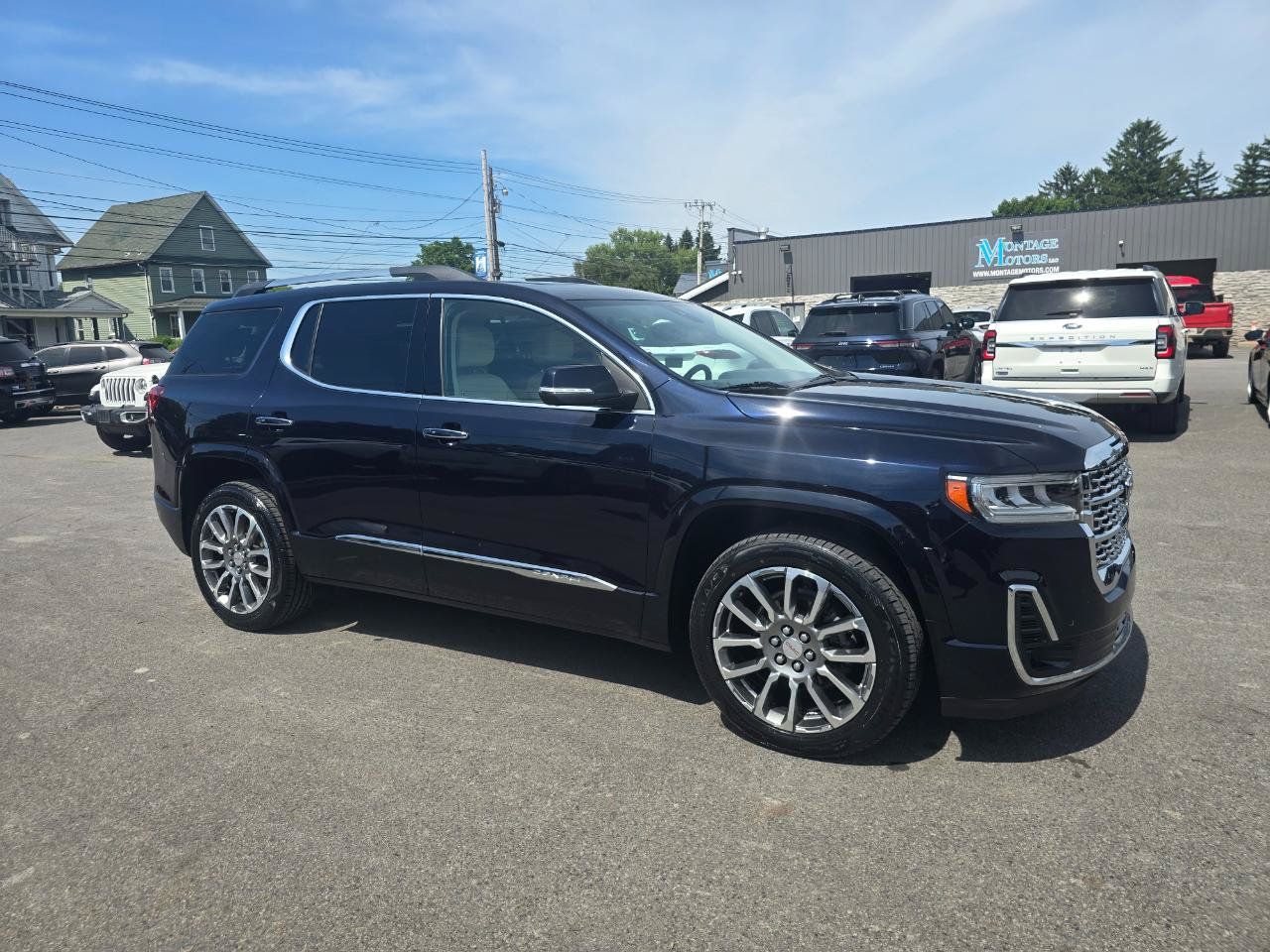 Used 2022 GMC Acadia Denali w/ Denali Ultimate Package AWD/4WD image 6