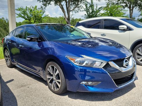 Used 2017 Nissan Maxima Platinum FWD image 2