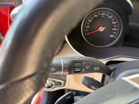 Used 2017 Mercedes-Benz GLC 300 image 17
