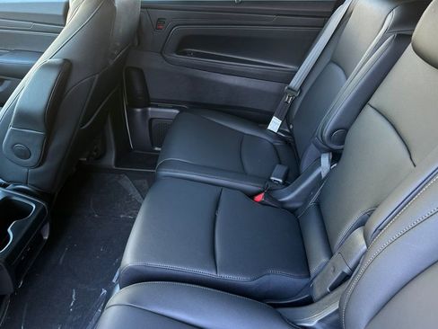 New 2026 Honda Odyssey EX-L image 13