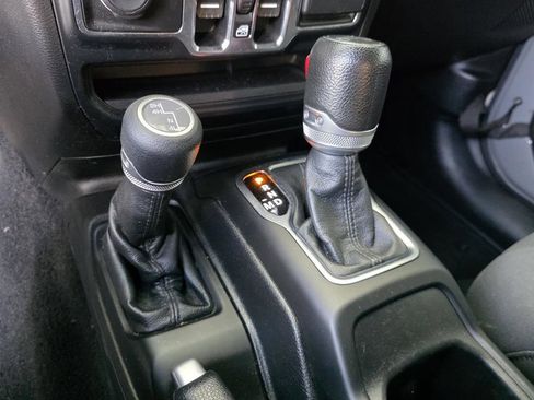Used 2020 Jeep Wrangler Unlimited Sport S AWD/4WD image 21