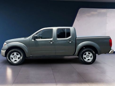 Used 2006 Nissan Frontier SE w/ (P01) Power Pkg image 2