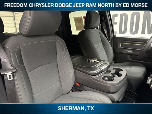 Used 2026 RAM 2500 Big Horn AWD/4WD image 9