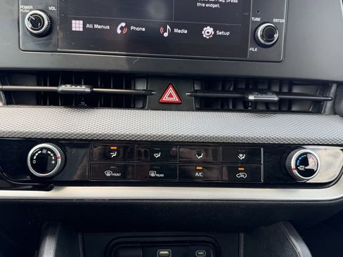 Certified 2023 Kia Sportage LX FWD image 22