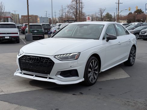 Used 2022 Audi A4 2.0T Premium Plus w/ Premium Plus Package image 10