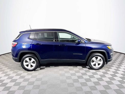Used 2018 Jeep Compass Latitude w/ Popular Equipment Group image 4