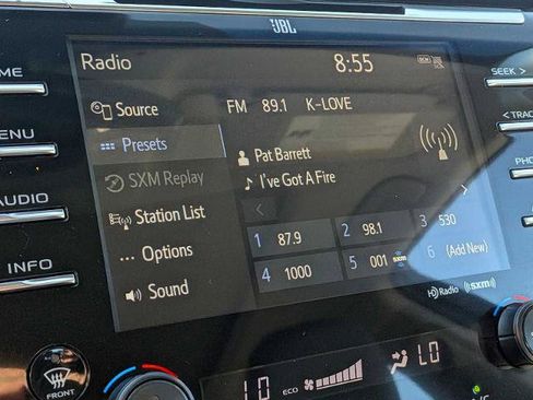 Used 2018 Toyota Camry XLE FWD image 22