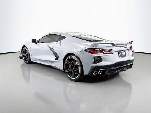 Used 2024 Chevrolet Corvette Stingray Preferred Cpe w/ Z51 Performance Package RWD image 5