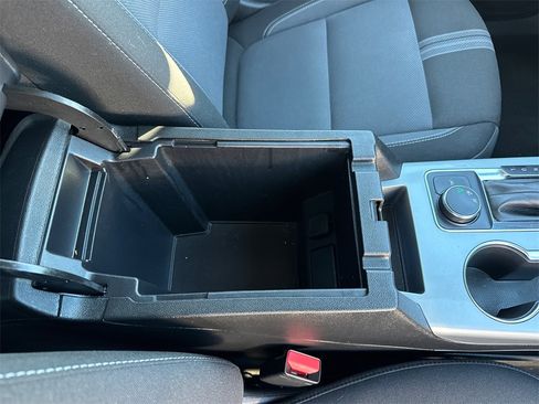 Used 2023 Chevrolet Blazer LT image 15