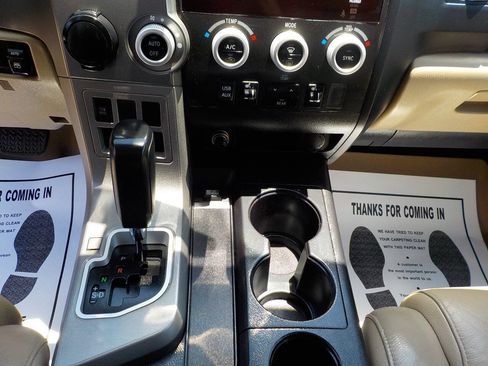 Used 2016 Toyota Sequoia SR5 w/ Premium Package RWD image 20