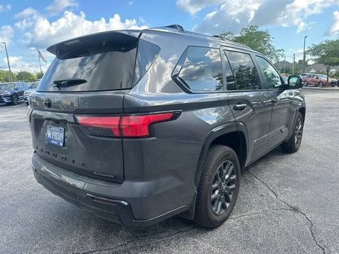 Used 2025 Toyota Sequoia Platinum AWD/4WD image 3