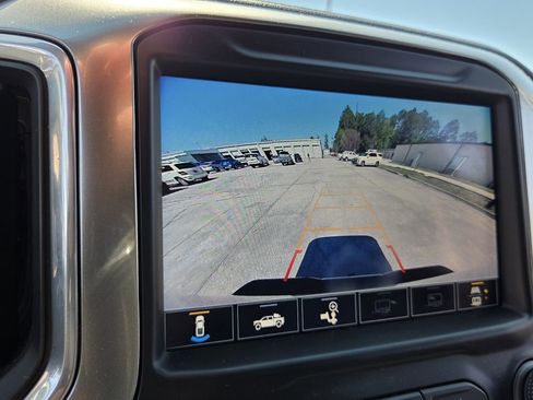 Used 2021 Chevrolet Silverado 2500 LTZ w/ LTZ Convenience Package image 25