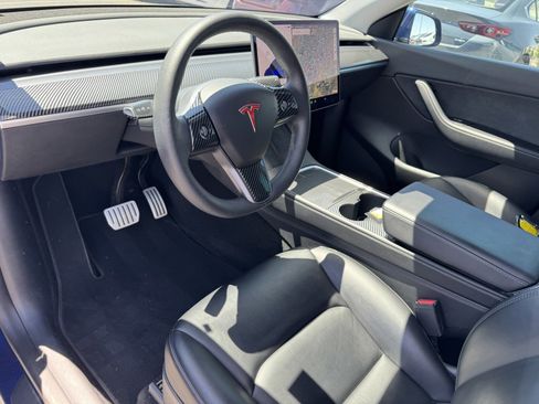 Used 2021 Tesla Model Y Performance AWD/4WD image 13
