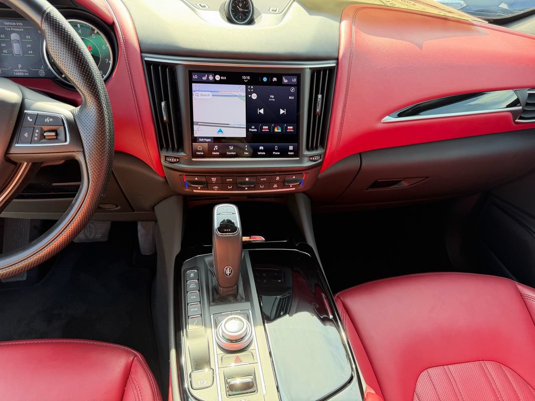 Used 2023 Maserati Levante GT AWD/4WD image 14