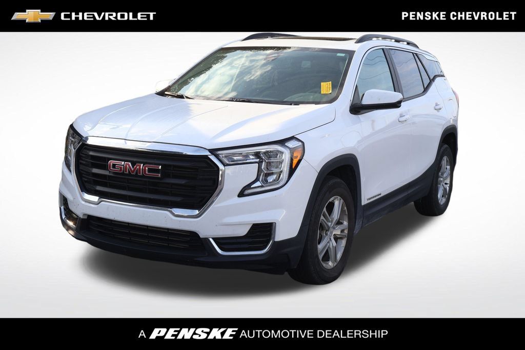 Used 2023 GMC Terrain SLE w/ Driver Convenience Package FWD image 1