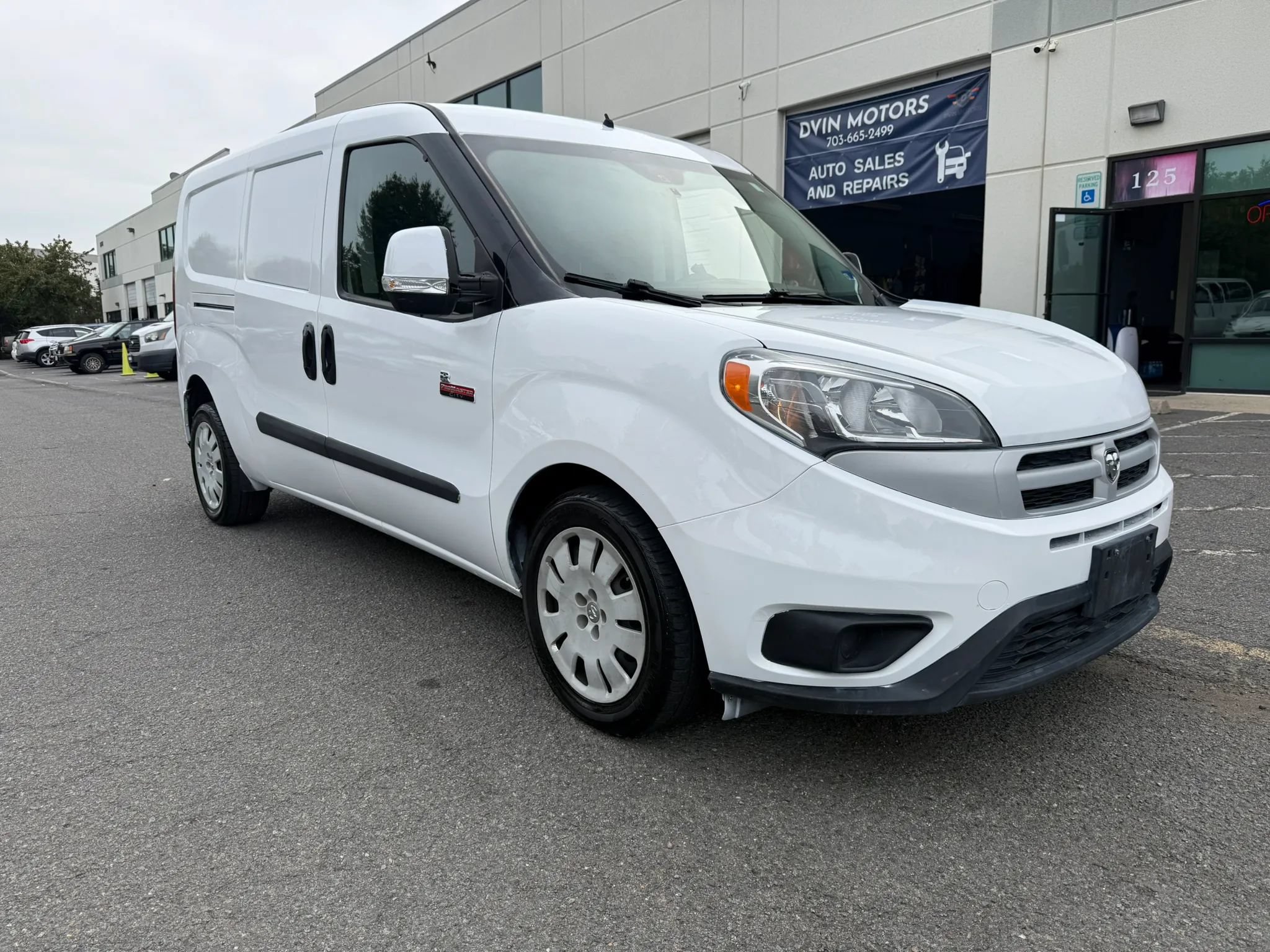 Used 2018 RAM ProMaster City Tradesman SLT FWD image 2