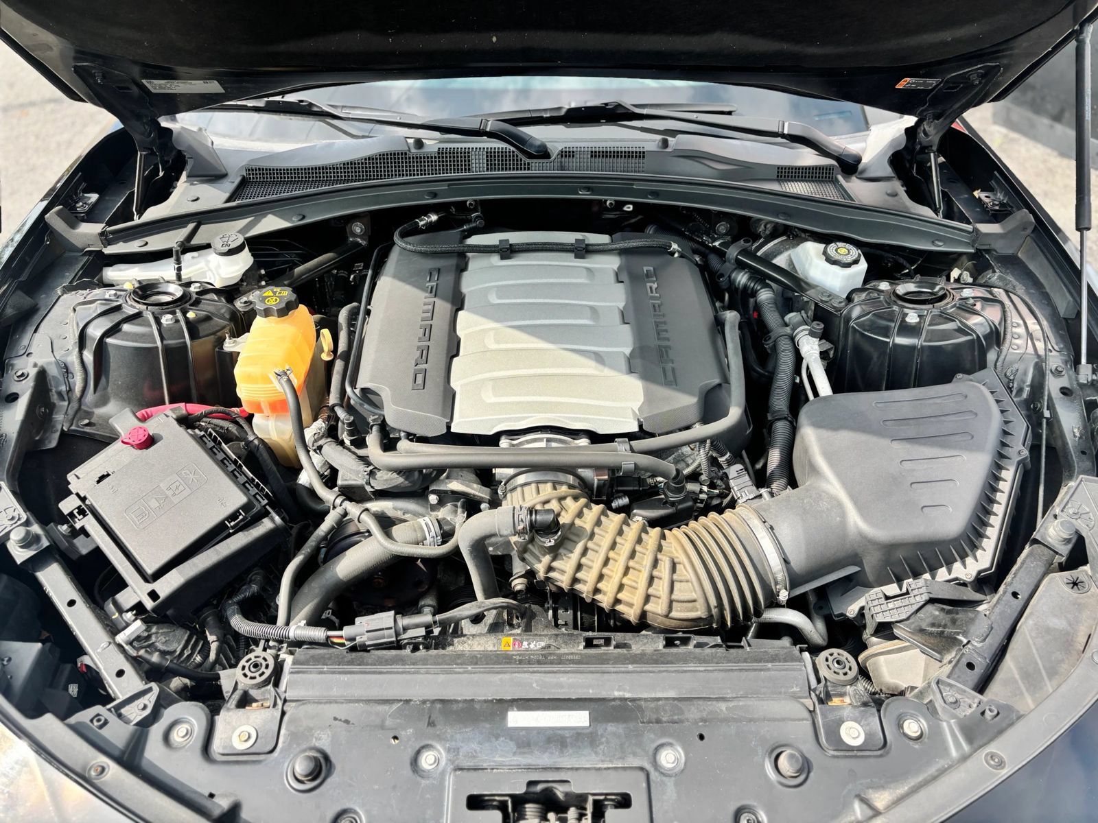 Used 2016 Chevrolet Camaro SS RWD image 9