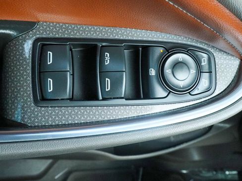 Used 2016 Chevrolet Malibu LT w/ Leather Package image 23