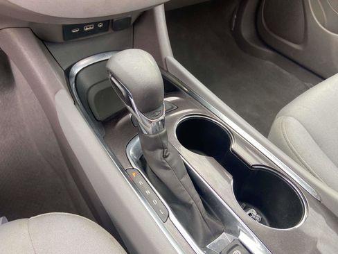 Used 2024 Chevrolet Malibu LT image 13