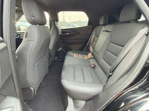 Used 2022 Chevrolet TrailBlazer RS FWD image 18