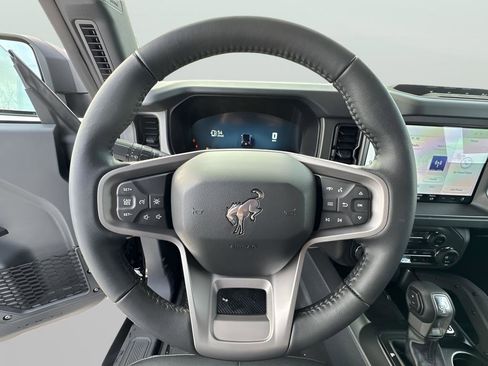 New 2025 Ford Bronco Big Bend w/ Black Diamond Package image 11