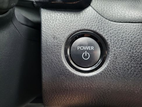 Used 2025 Toyota Camry LE FWD image 10