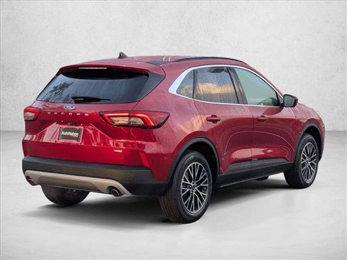 New 2026 Ford Escape SE w/ PHEV Premium Package image 2