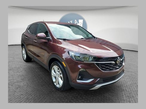 Used 2023 Buick Encore GX Preferred w/ Cold Weather Comfort Package FWD image 1
