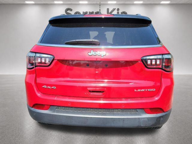 Used 2024 Jeep Compass Limited AWD/4WD image 4
