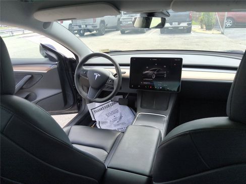 Used 2022 Tesla Model 3 Long Range AWD/4WD image 21