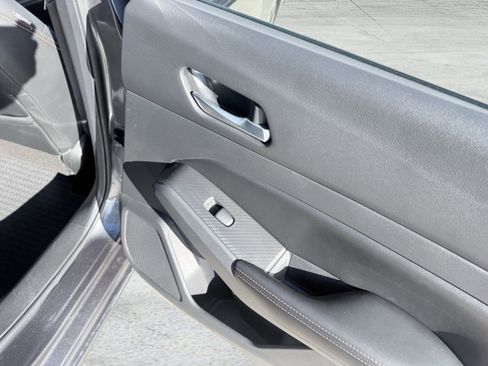 Used 2022 Nissan Altima 2.5 SR image 36