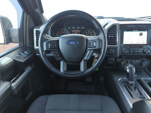 Used 2017 Ford F150 XLT w/ Equipment Group 302A Luxury image 19