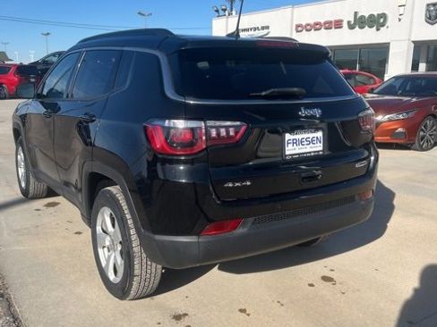 Used 2018 Jeep Compass Latitude w/ Popular Equipment Group image 8