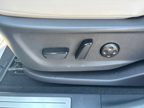 Certified 2023 Nissan Ariya AWD image 19