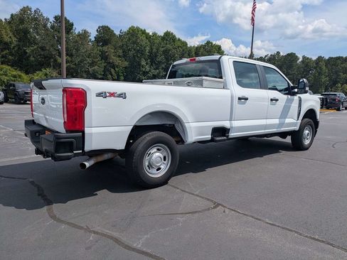 Used 2024 Ford F250 XL AWD/4WD image 4