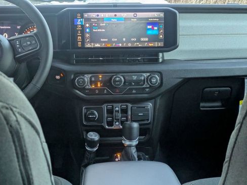 New 2026 Jeep Wrangler Unlimited Sport image 25