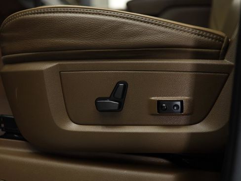 Used 2024 RAM 3500 Limited image 28