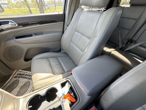 Used 2012 Jeep Grand Cherokee Laredo image 20