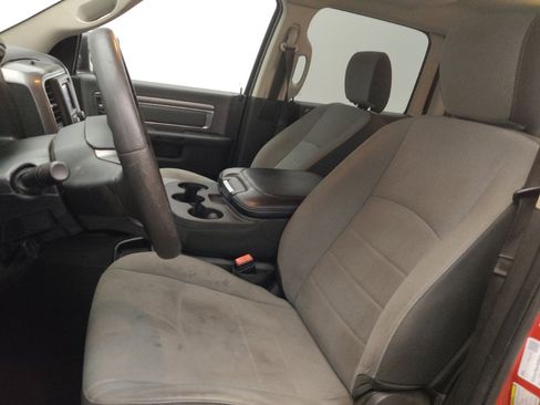 Used 2021 RAM 1500 Classic SLT image 17