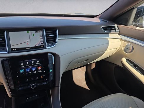 Used 2019 INFINITI QX50 Essential w/ Sensory Package image 10