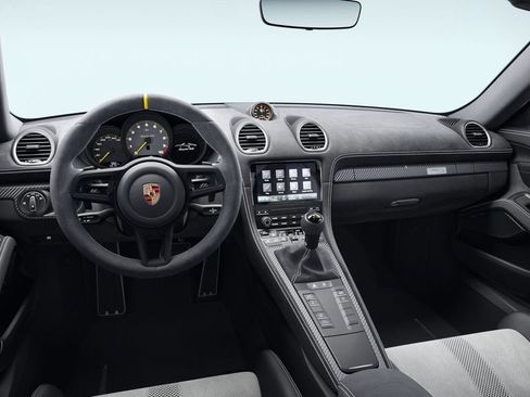 Certified 2024 Porsche 718 Boxster Spyder RS RWD image 10