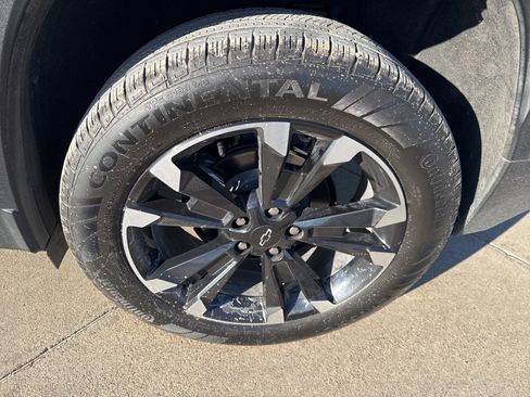 Used 2025 Chevrolet Equinox RS w/ Convenience Package III image 13