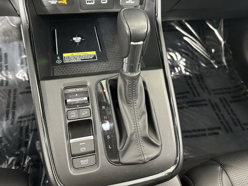 Used 2024 Honda CR-V EX-L image 25