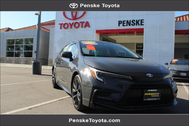 Certified 2024 Toyota Corolla SE w/ SE Premium Package FWD image 1